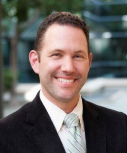Loren Dittmar headshot